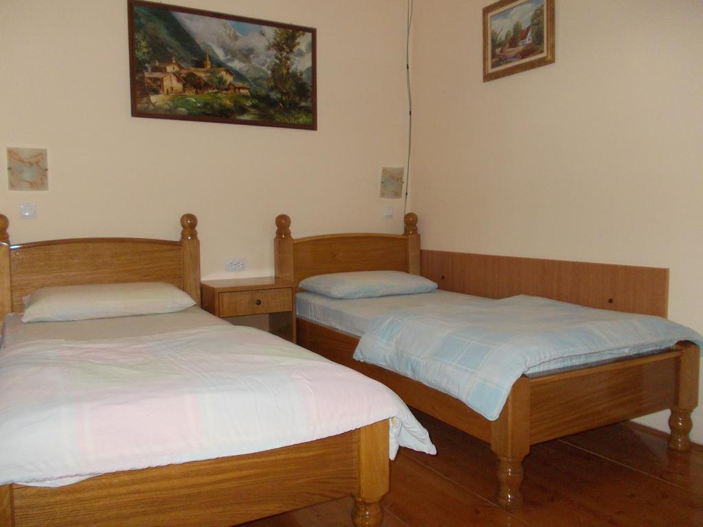 Bed and Breakfast Kuca Za Odmor "Karalic" Ležimir Zewnętrze zdjęcie